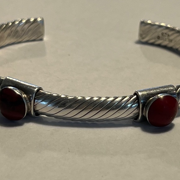 Funky Sterling and Red Stone Cuff Bracelet - Picture 3 of 6
